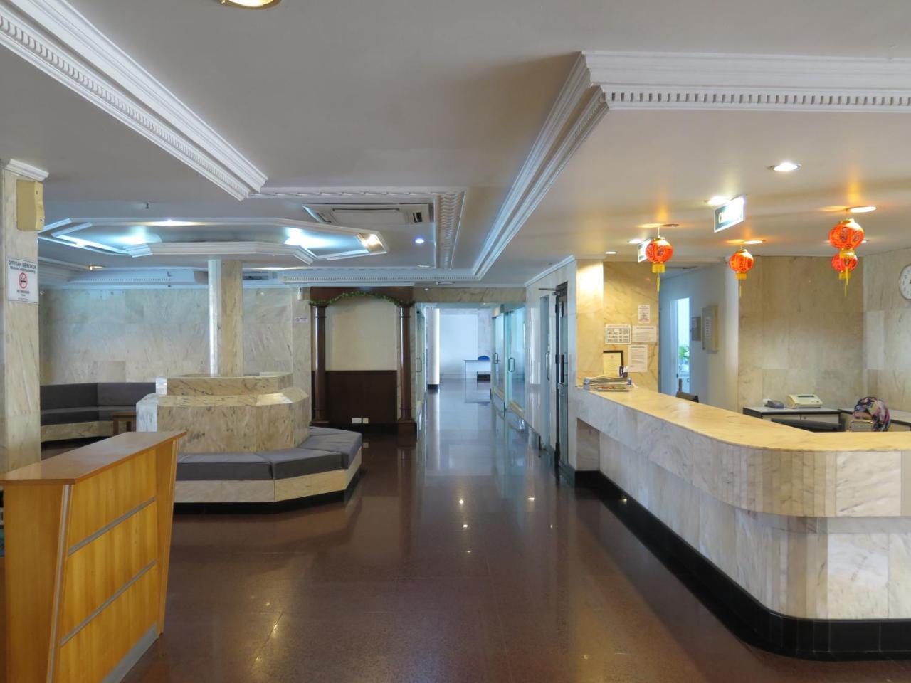 Sea View Resort Hotel & Apartments Kuala Belait Екстер'єр фото